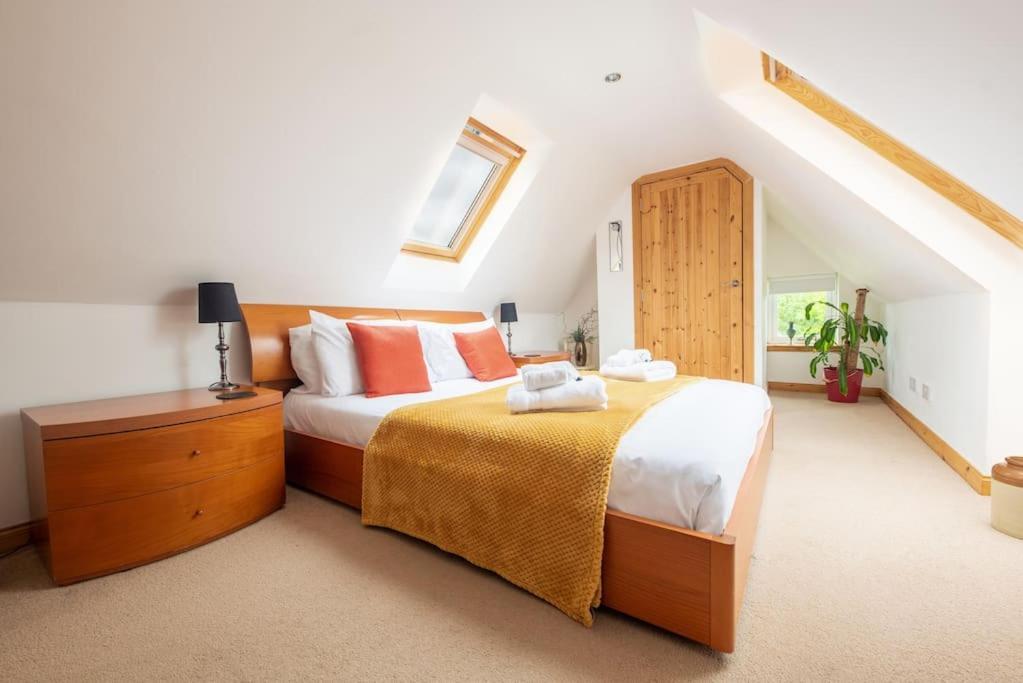 Cosy & Rustic Retreat - Woodland Cottage. Nairn Dış mekan fotoğraf