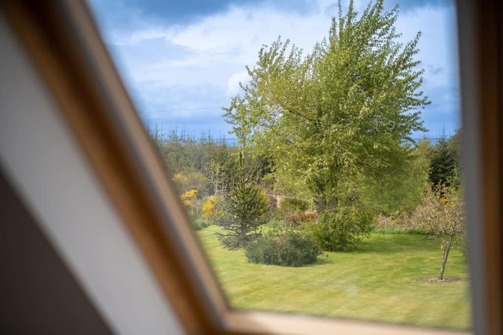 Cosy & Rustic Retreat - Woodland Cottage. Nairn Dış mekan fotoğraf