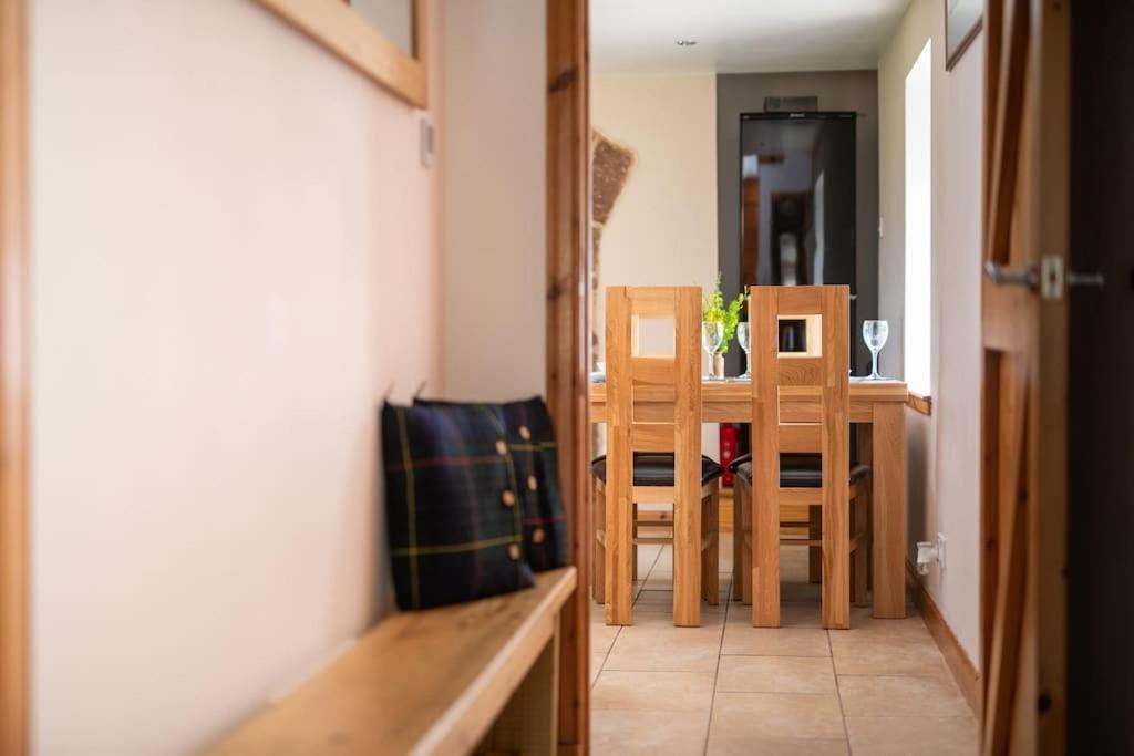 Cosy & Rustic Retreat - Woodland Cottage. Nairn Dış mekan fotoğraf