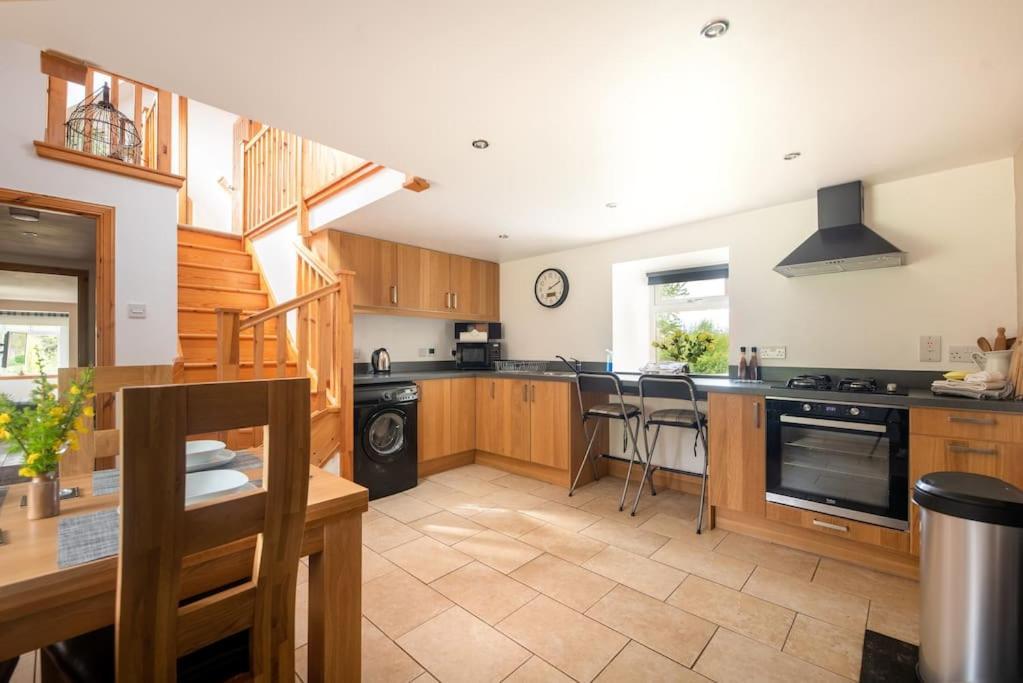 Cosy & Rustic Retreat - Woodland Cottage. Nairn Dış mekan fotoğraf